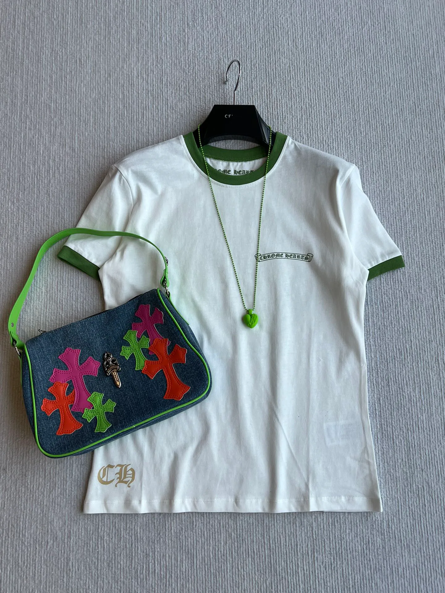Футболки Женские Chrome Hearts 17602288