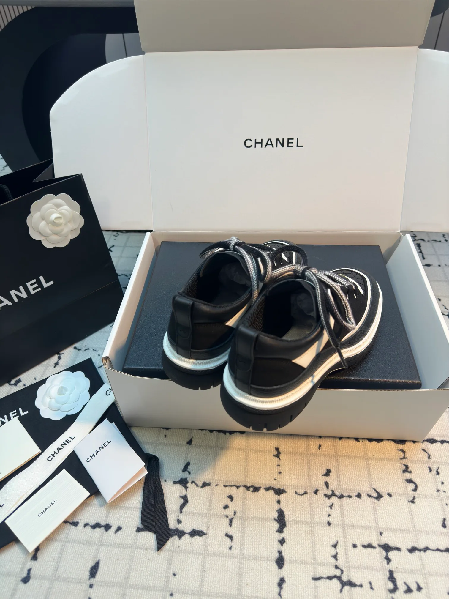 Кроссовки Женские Chanel 9873432