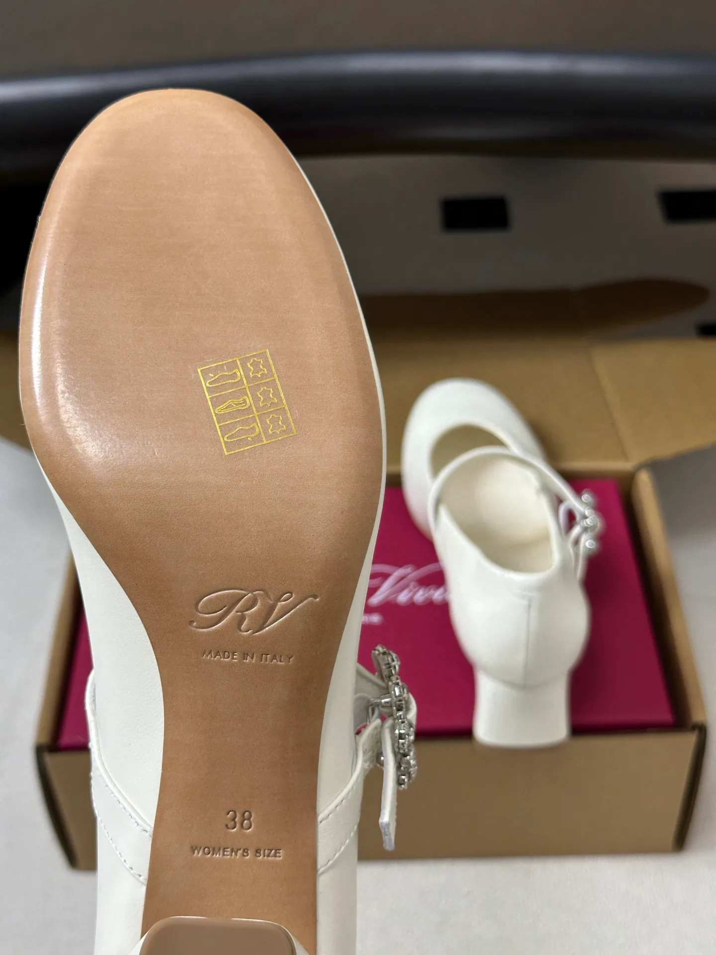 Туфли Женские Roger Vivier 18041484