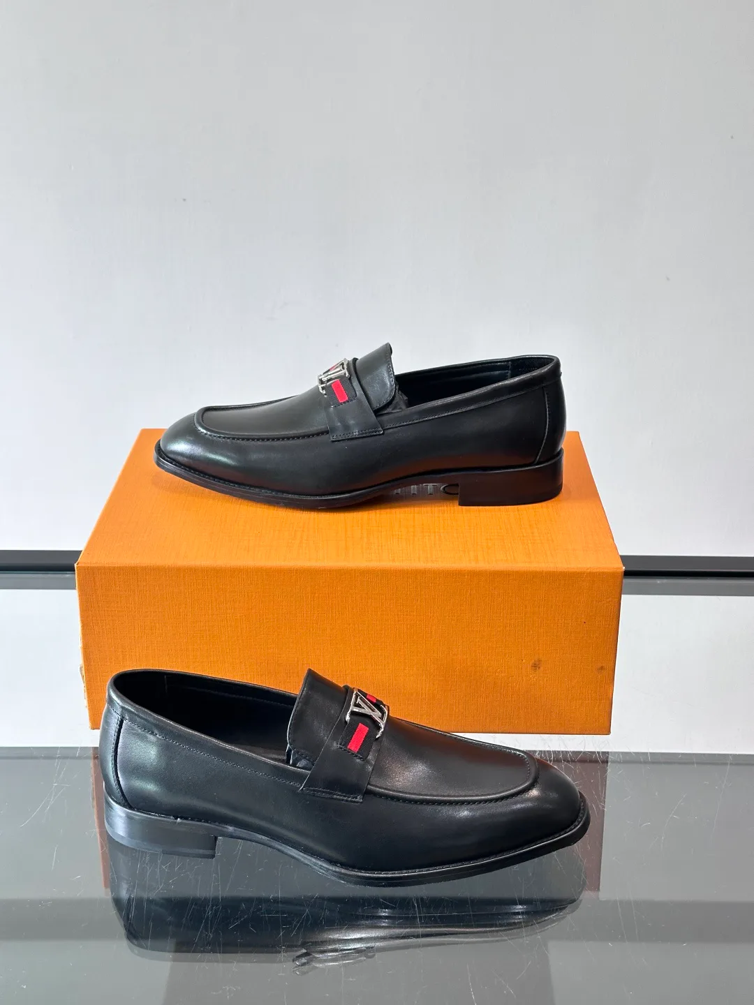 Лоферы И Туфли Мужские Louis Vuitton 1310899