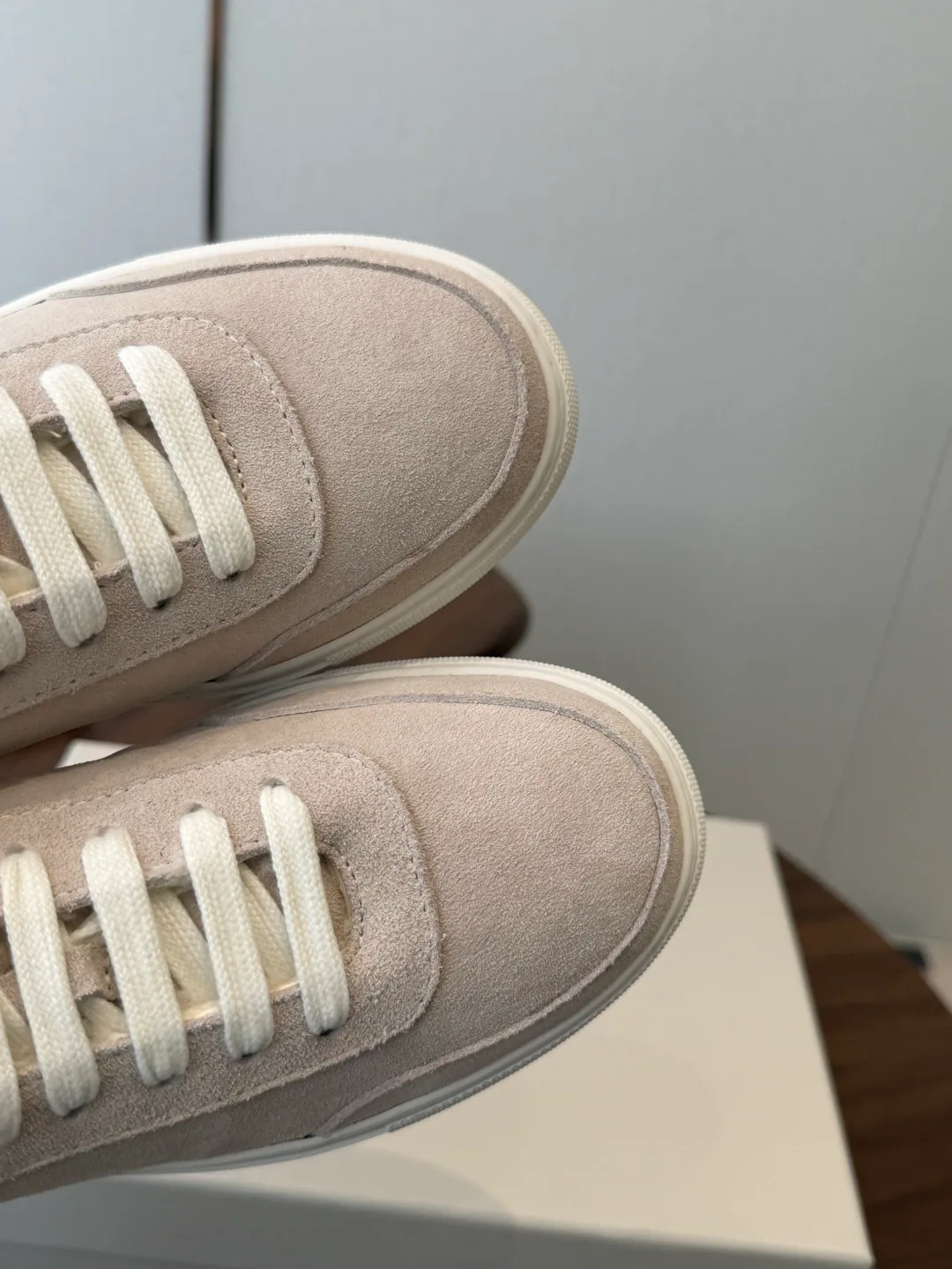 Кроссовки Женские Brunello Cucinelli 18142834