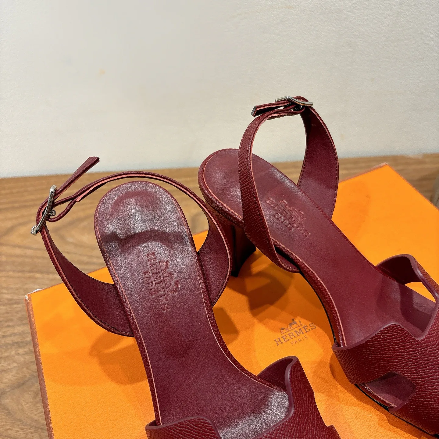 Босоножки Женские Hermes 11514493