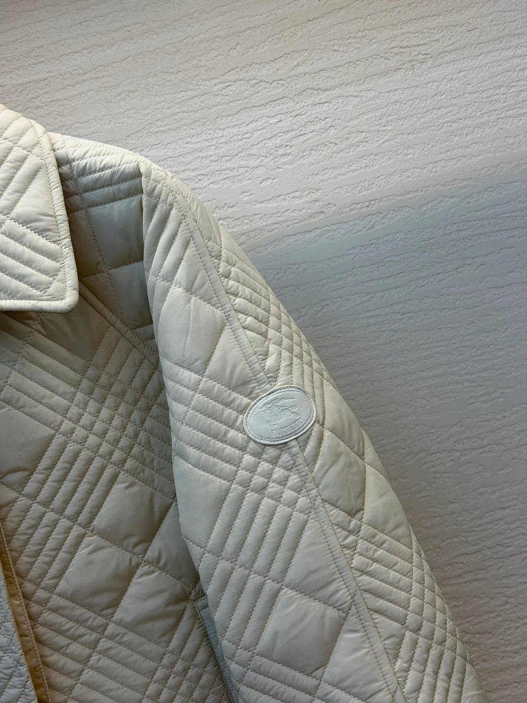 Куртки И Пуховики Женские Burberry 19038416