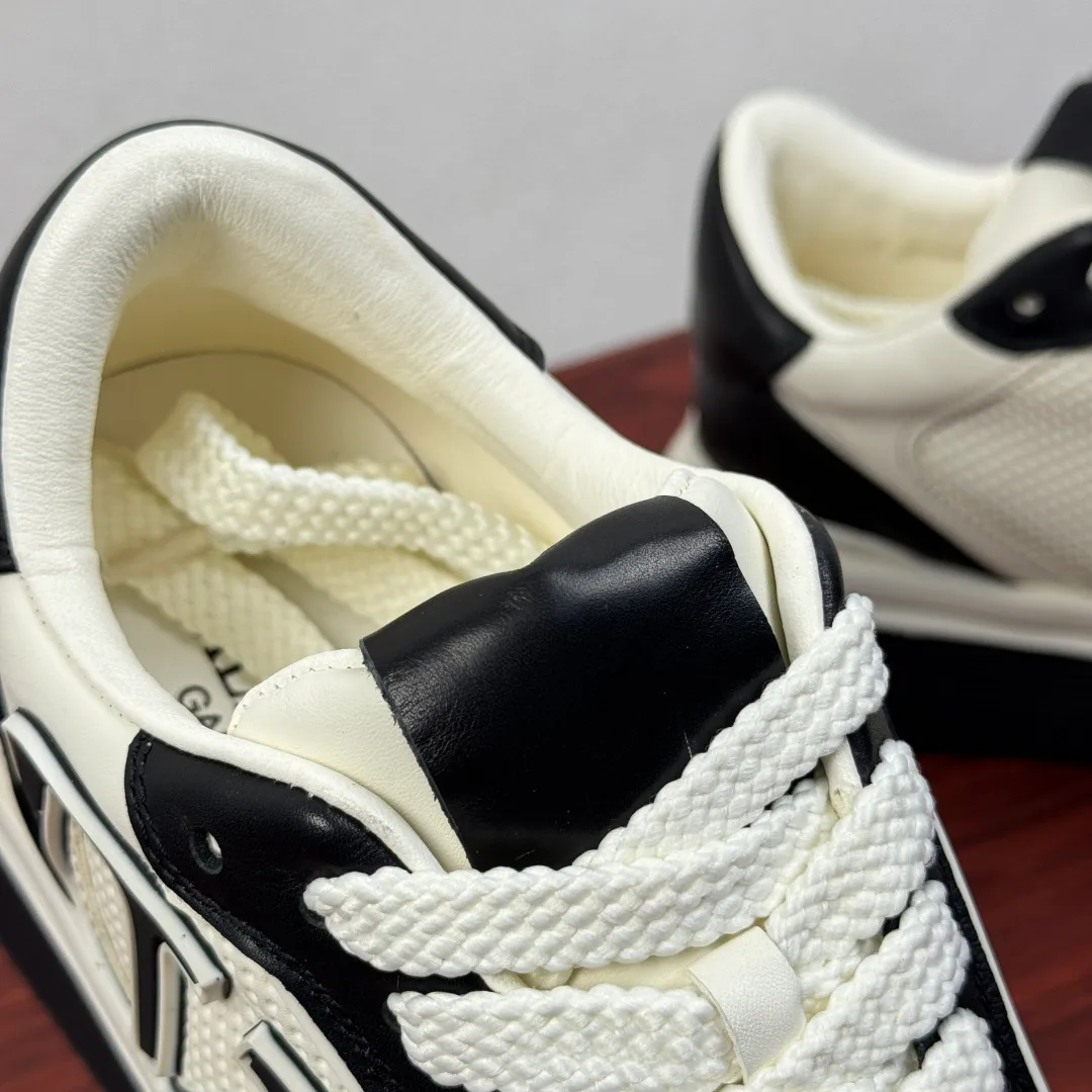 Кроссовки Мужские Valentino 11073681