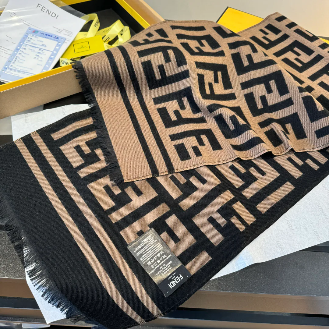 Шарфы Fendi 18275047