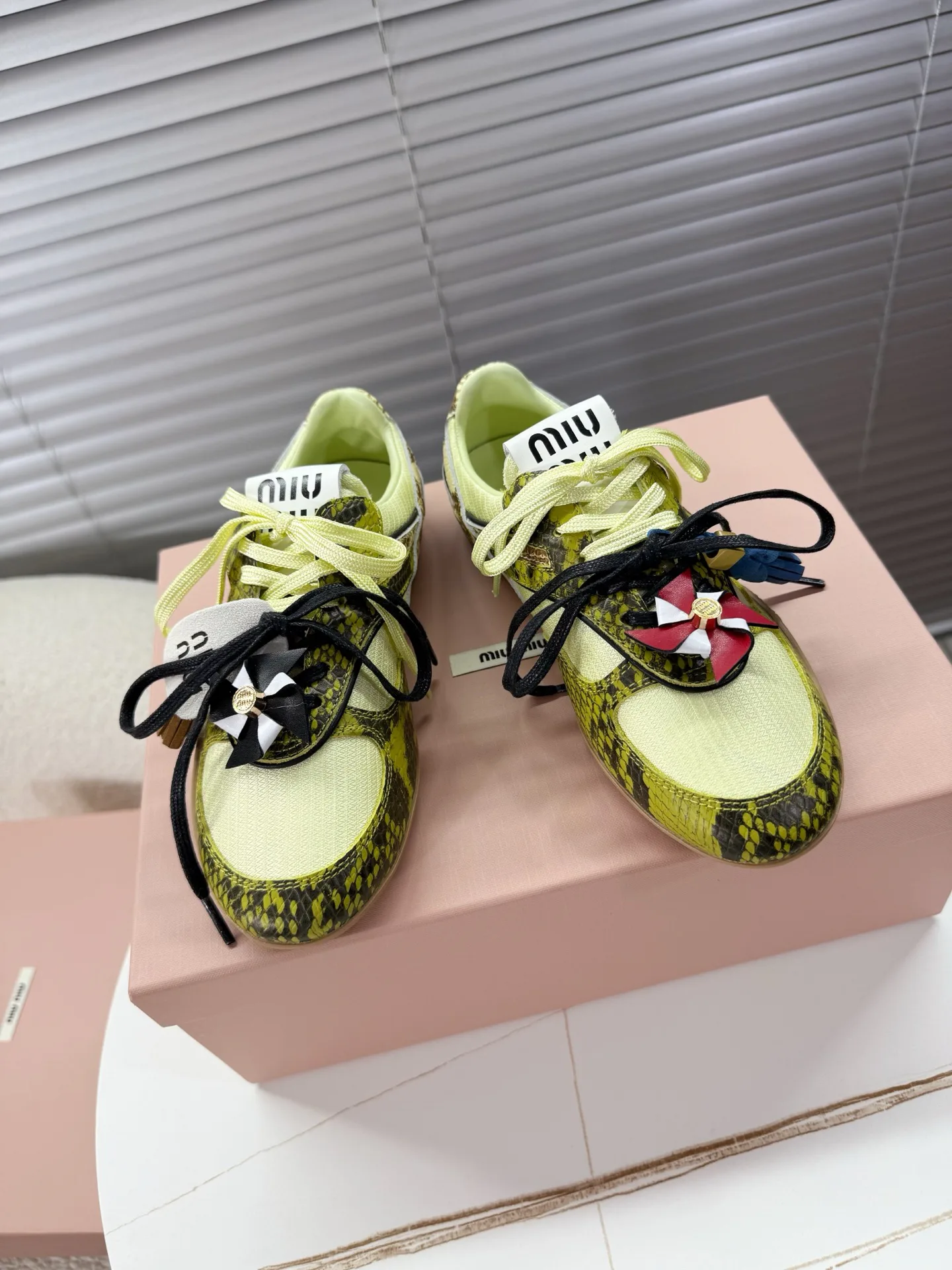 Кроссовки Женские Miu Miu 3742515