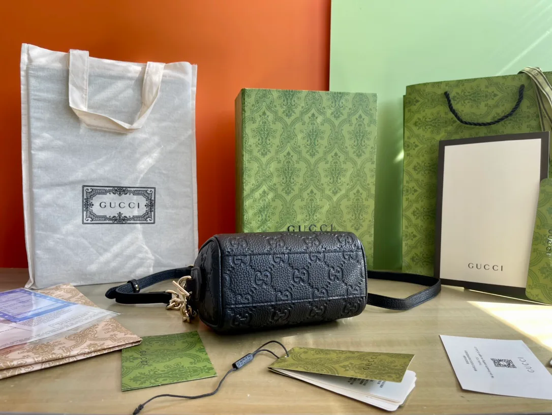 Классические Сумки Женские Gucci 11615584