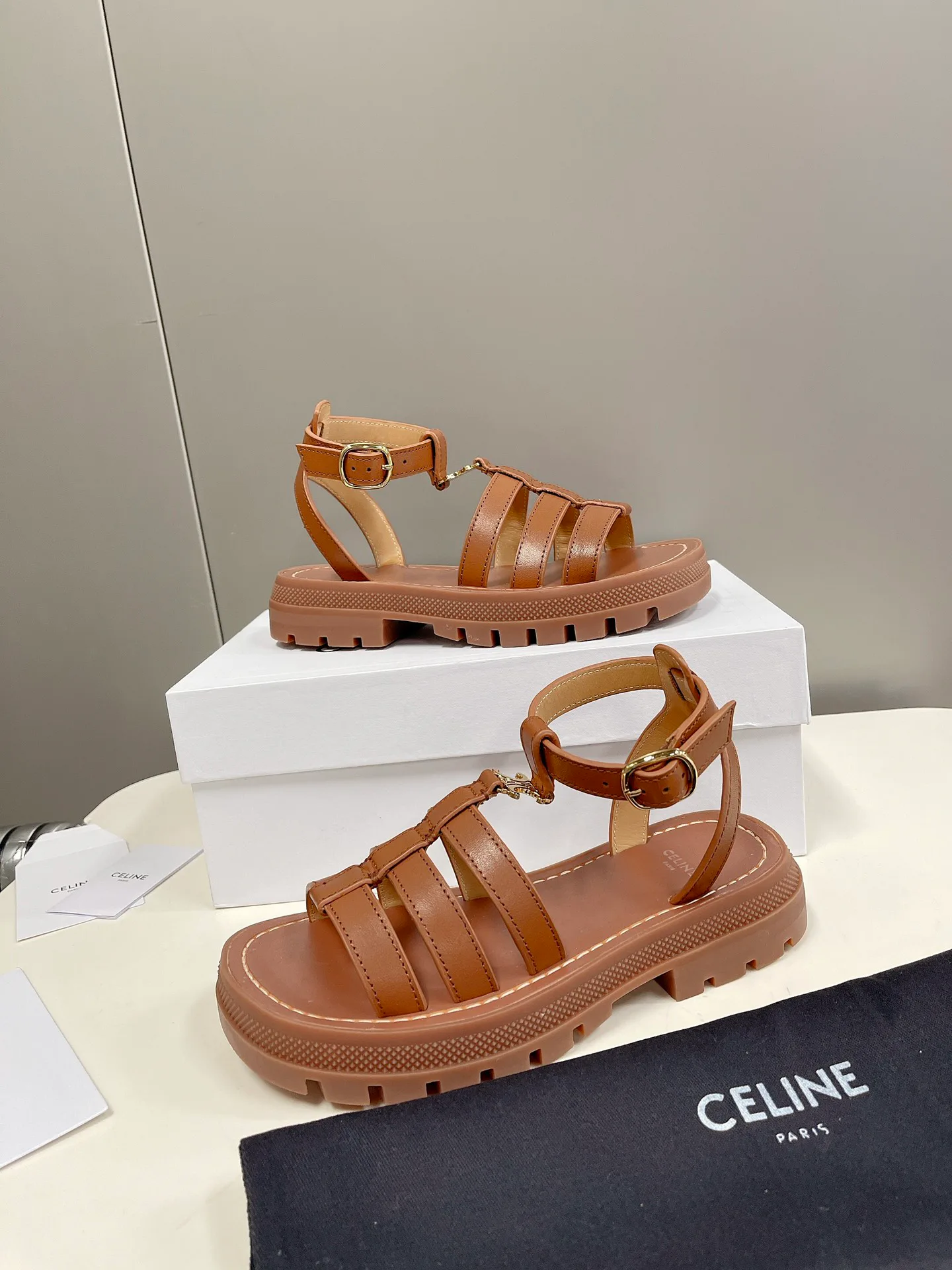 Босоножки Женские Celine 13581756