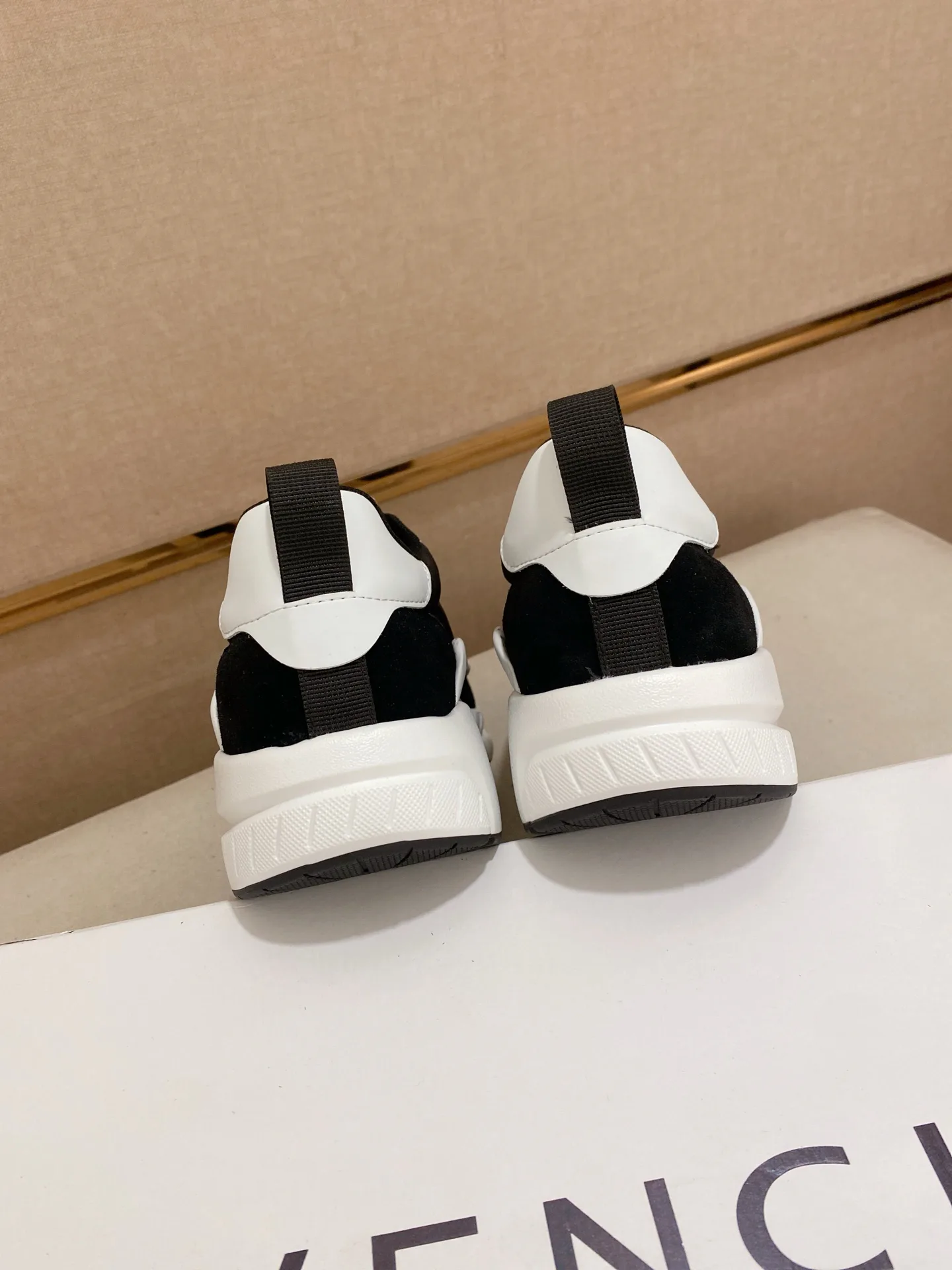 Кроссовки Мужские Givenchy 53711