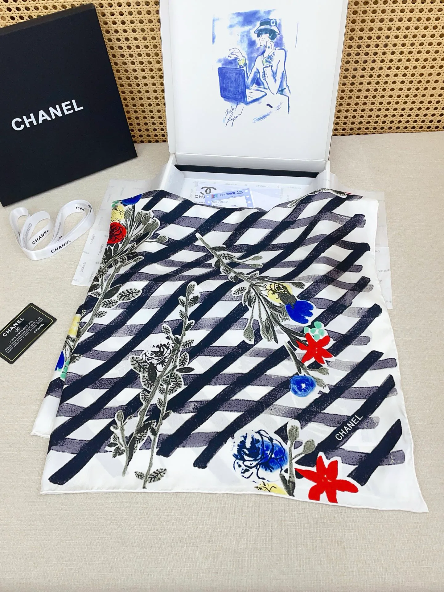 Платки Chanel 13119774