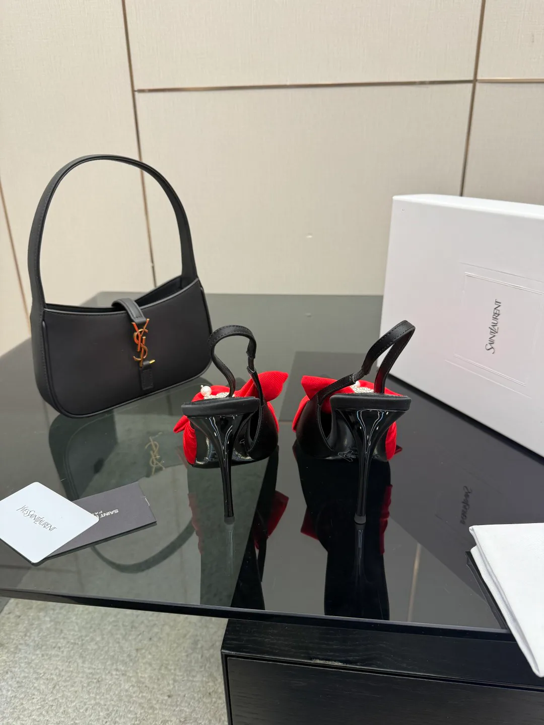 Туфли Женские Saint Laurent 2597137