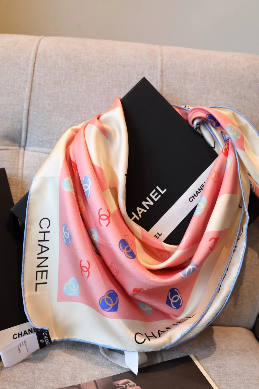 Шарфы Chanel 13449371