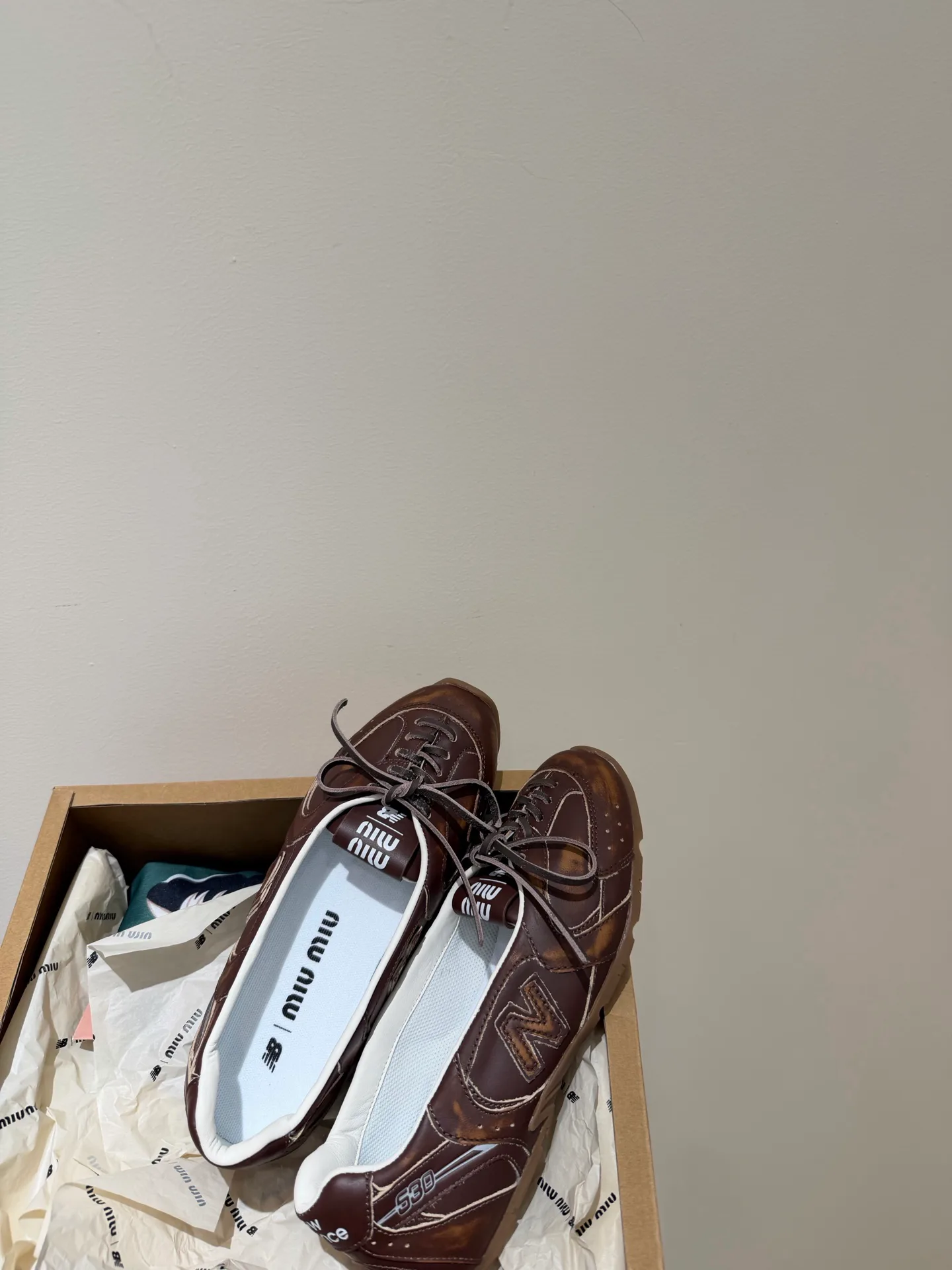 Кроссовки Женские Miu Miu 17956069