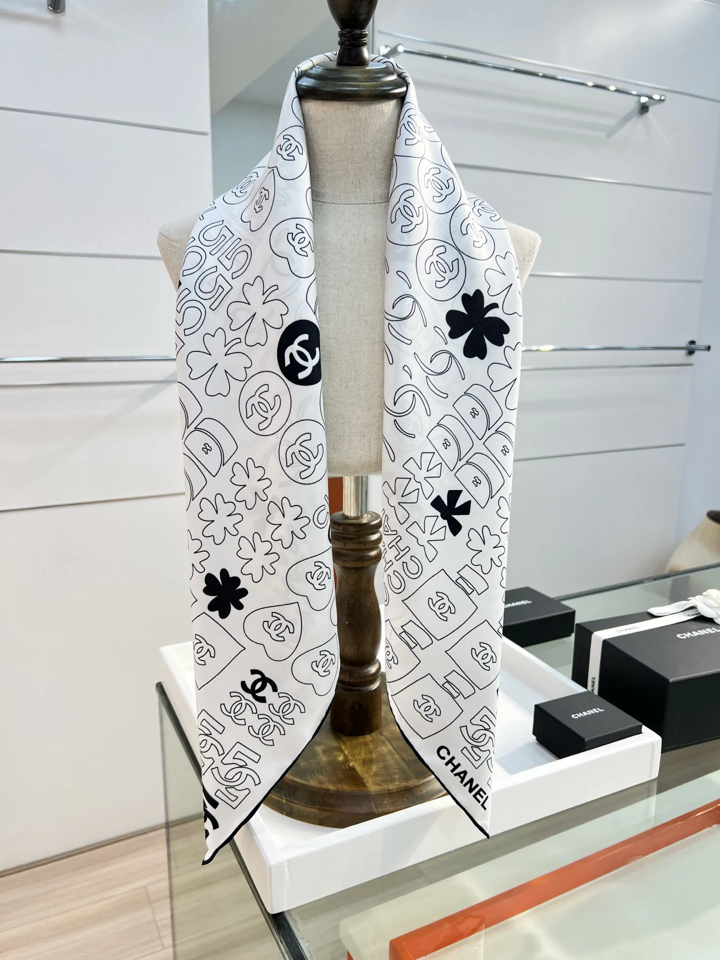 Платки Chanel 11664169