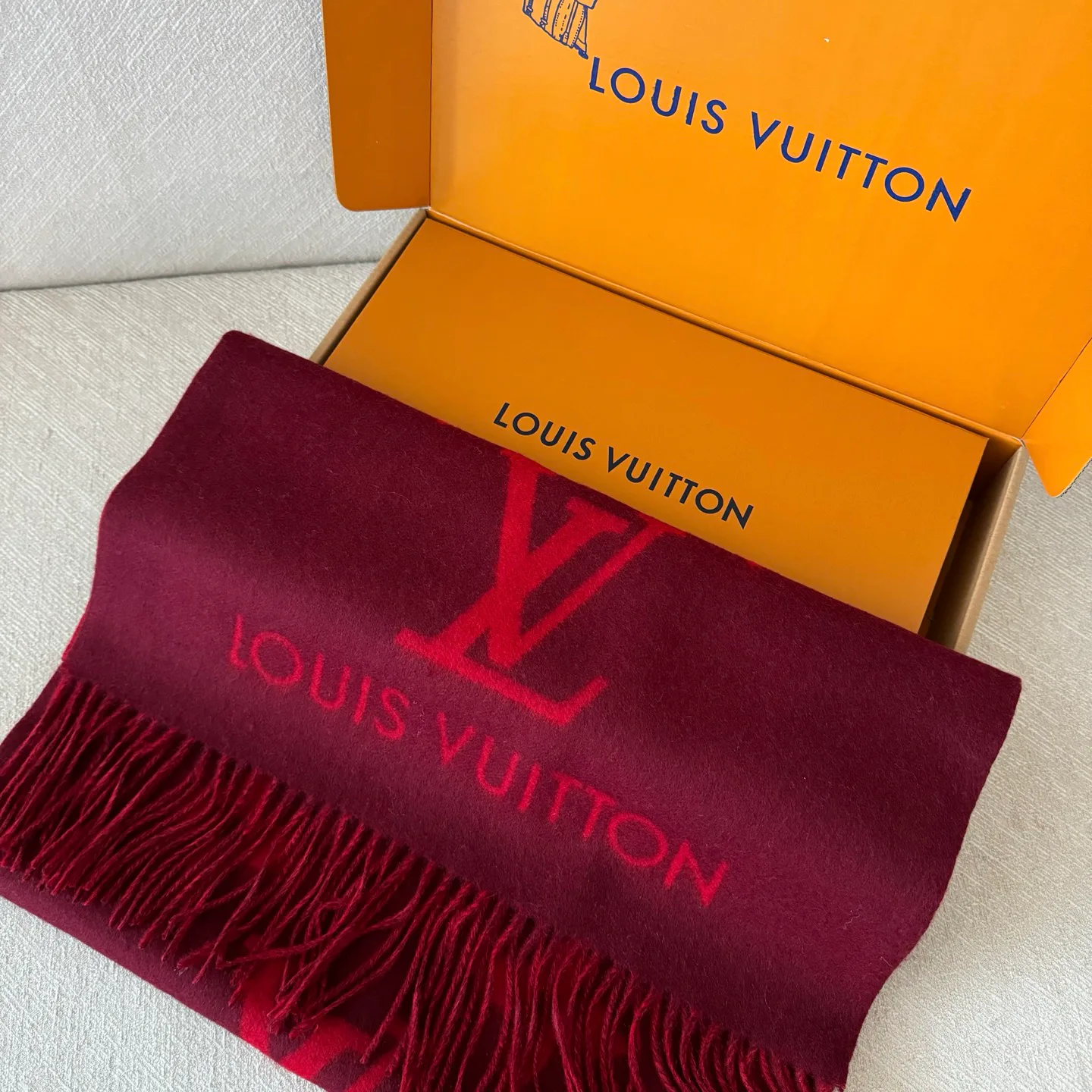 Шарфы Louis Vuitton 6086099