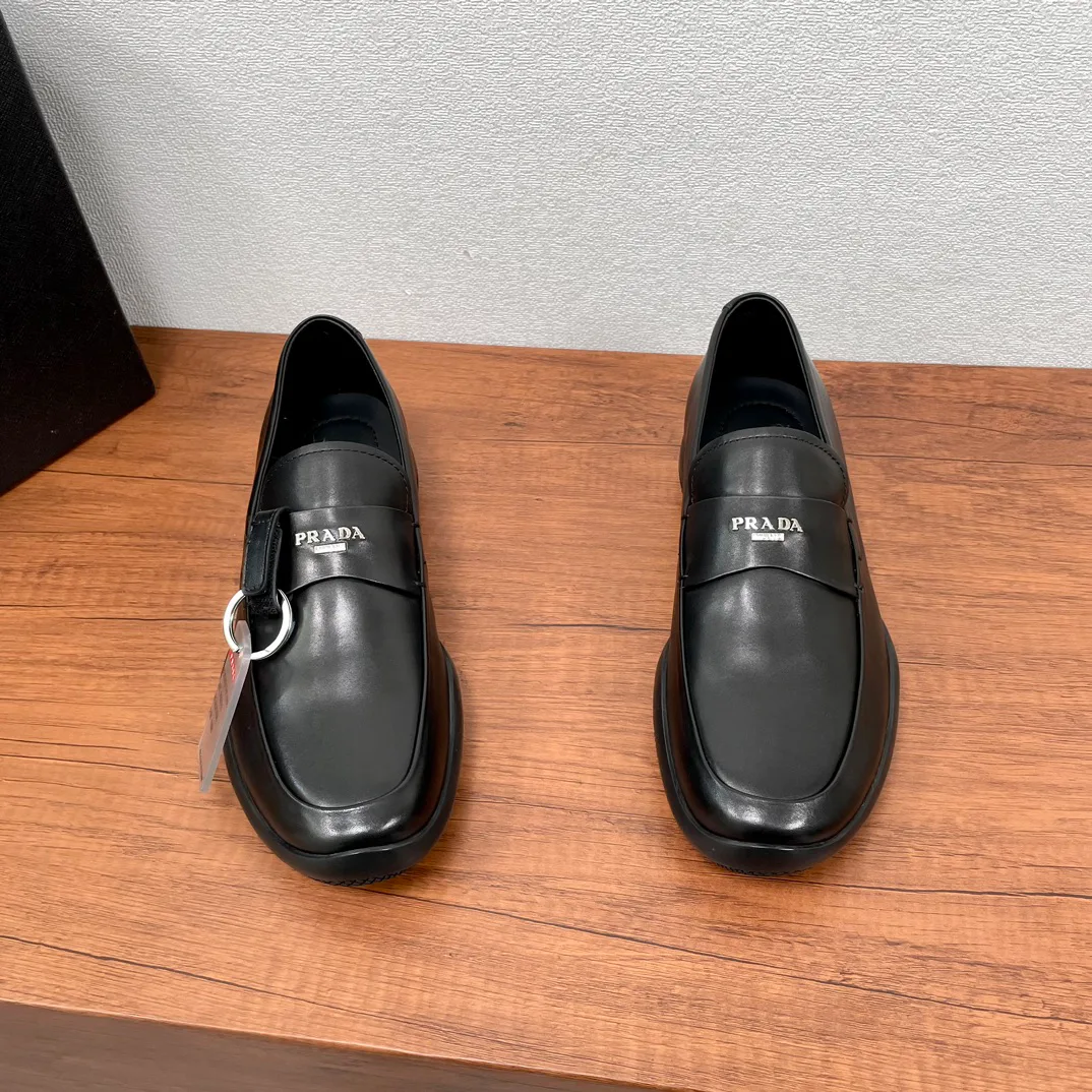 Кроссовки Мужские Prada 12834417