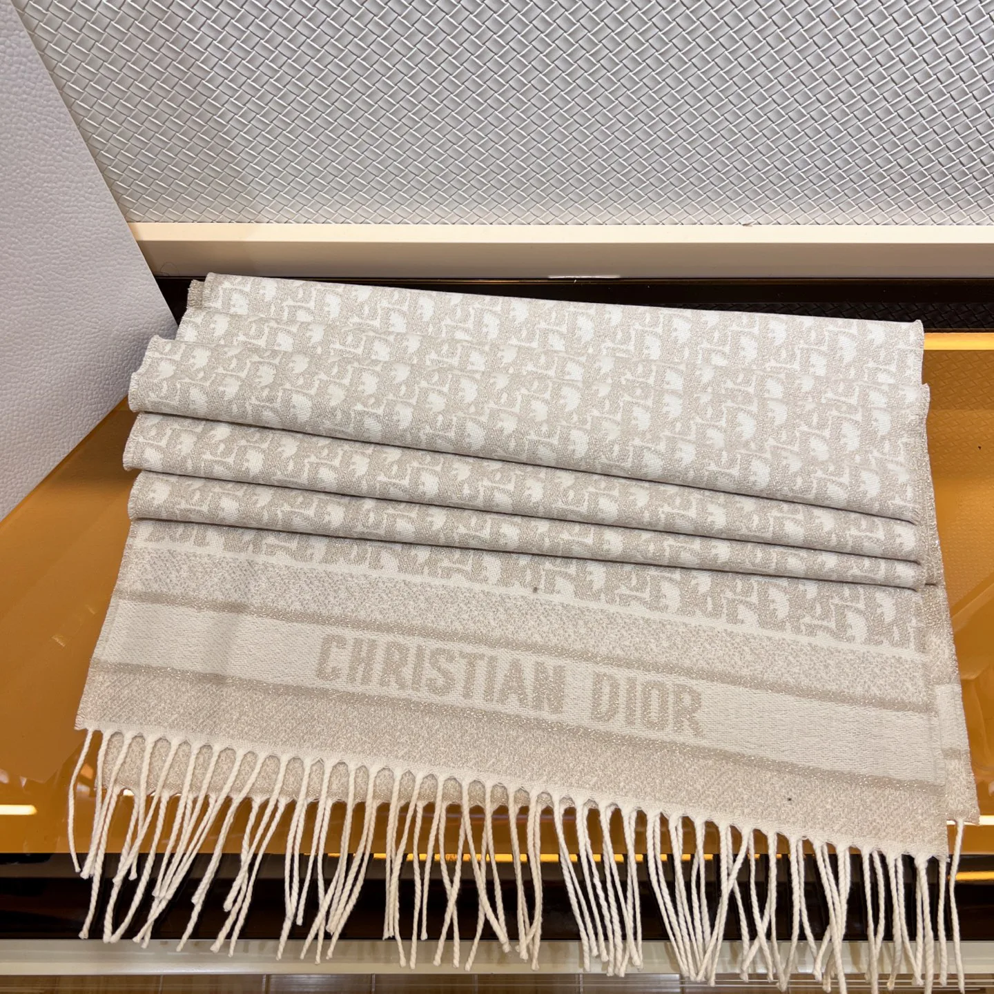 Шарфы Christian Dior 18595825