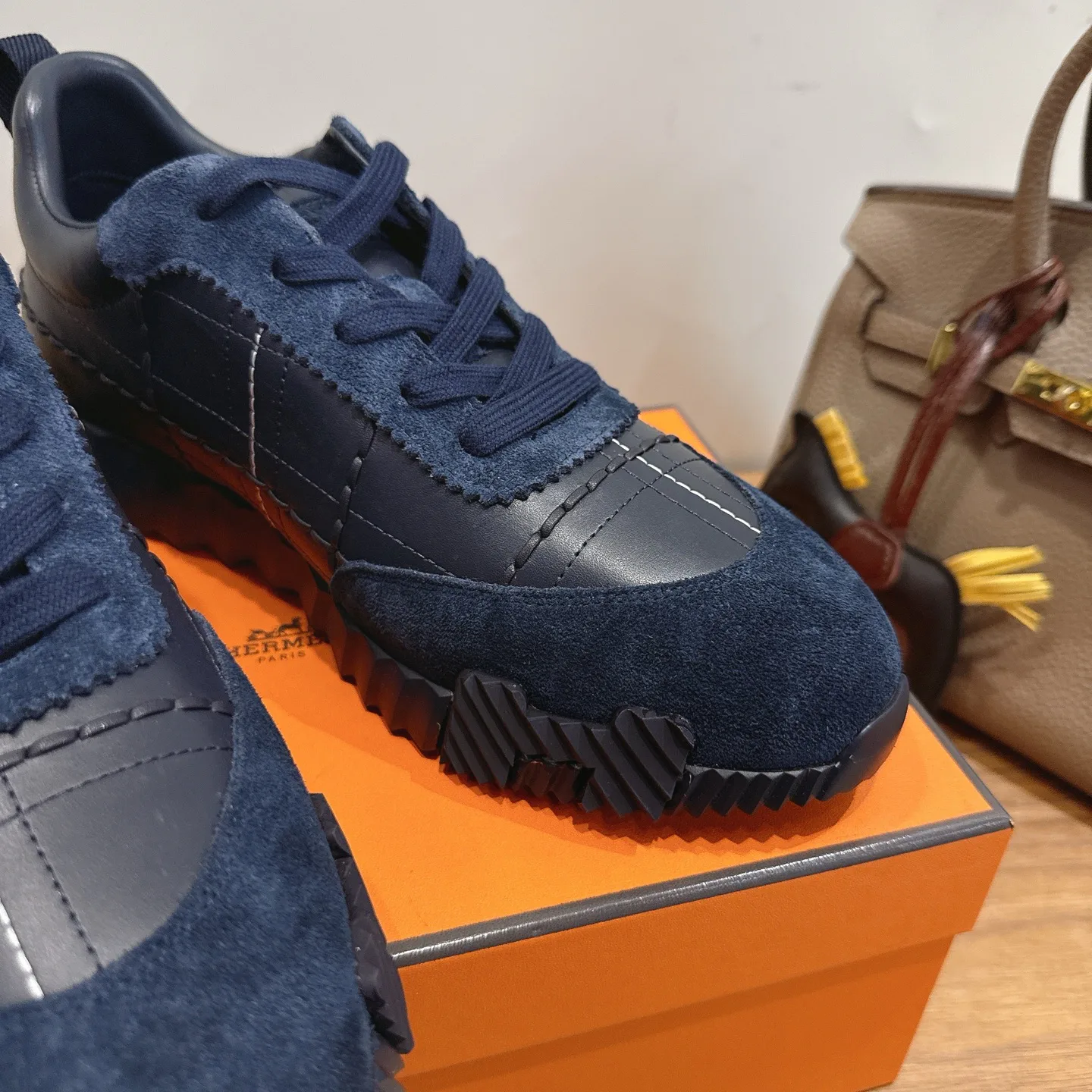 Кроссовки Женские Hermes 17414536