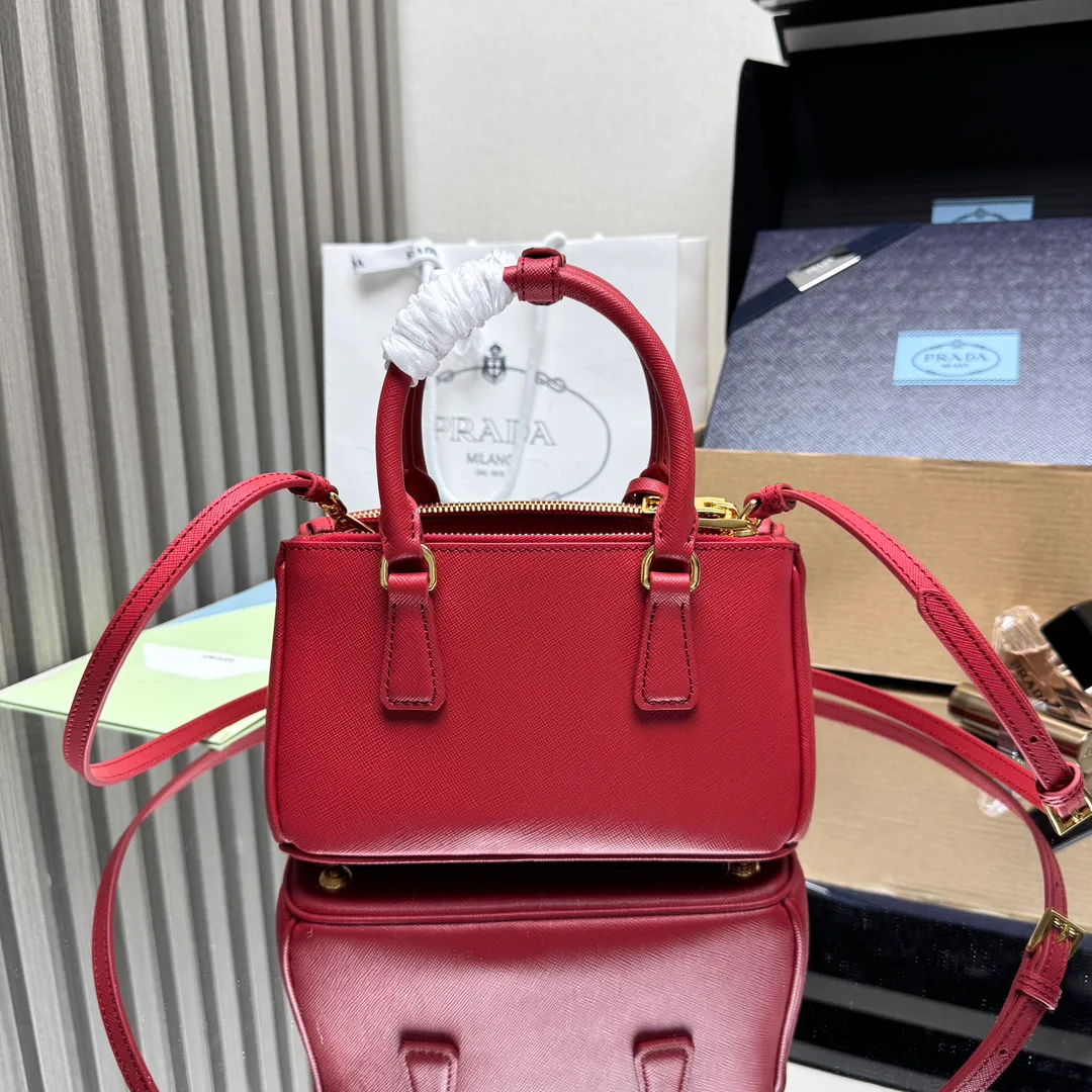 Классические Сумки Женские Prada 1763161
