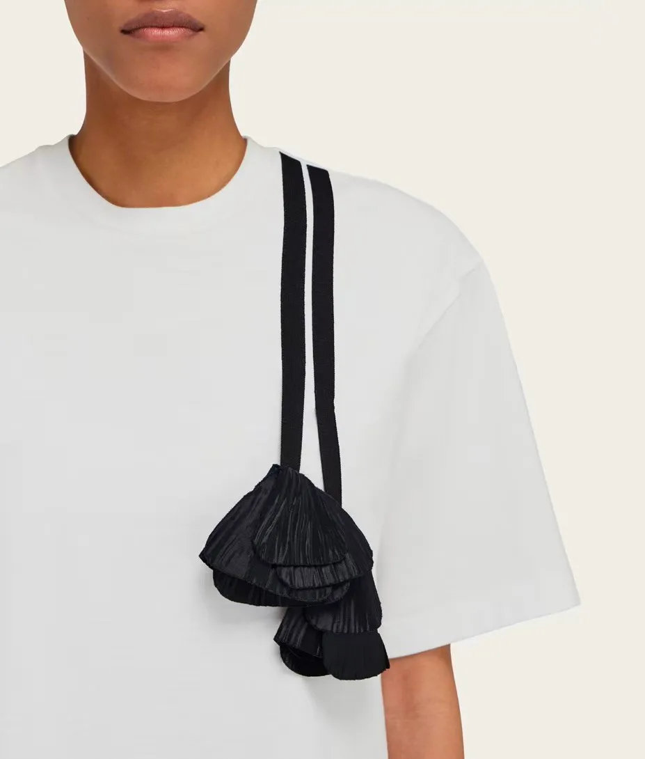 Футболки Женские Salvatore Ferragamo 11572223