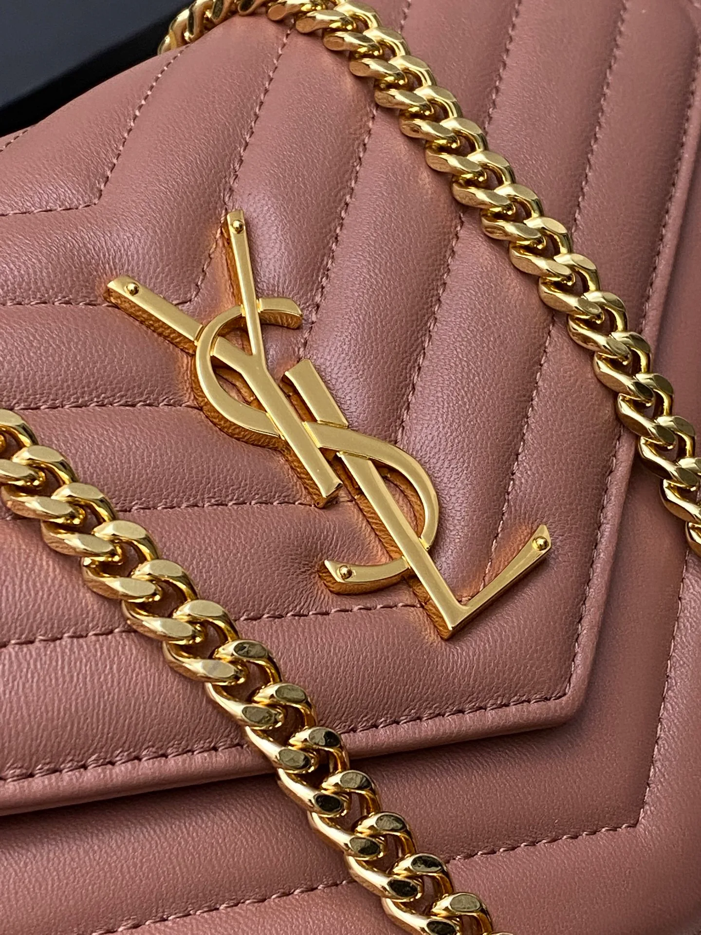 Классические Сумки Женские Saint Laurent 10000432