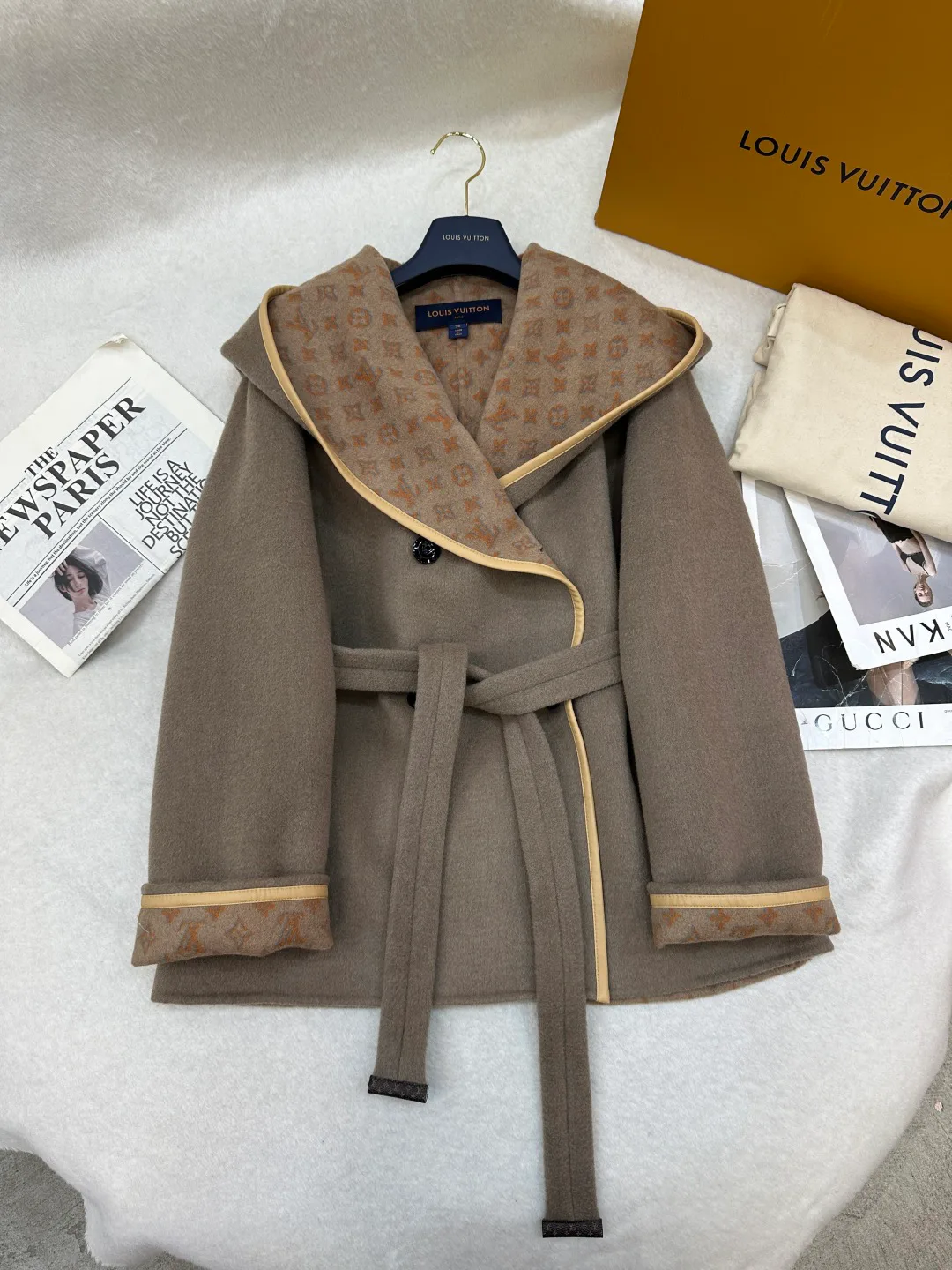 Пальто Женские Louis Vuitton 3532941