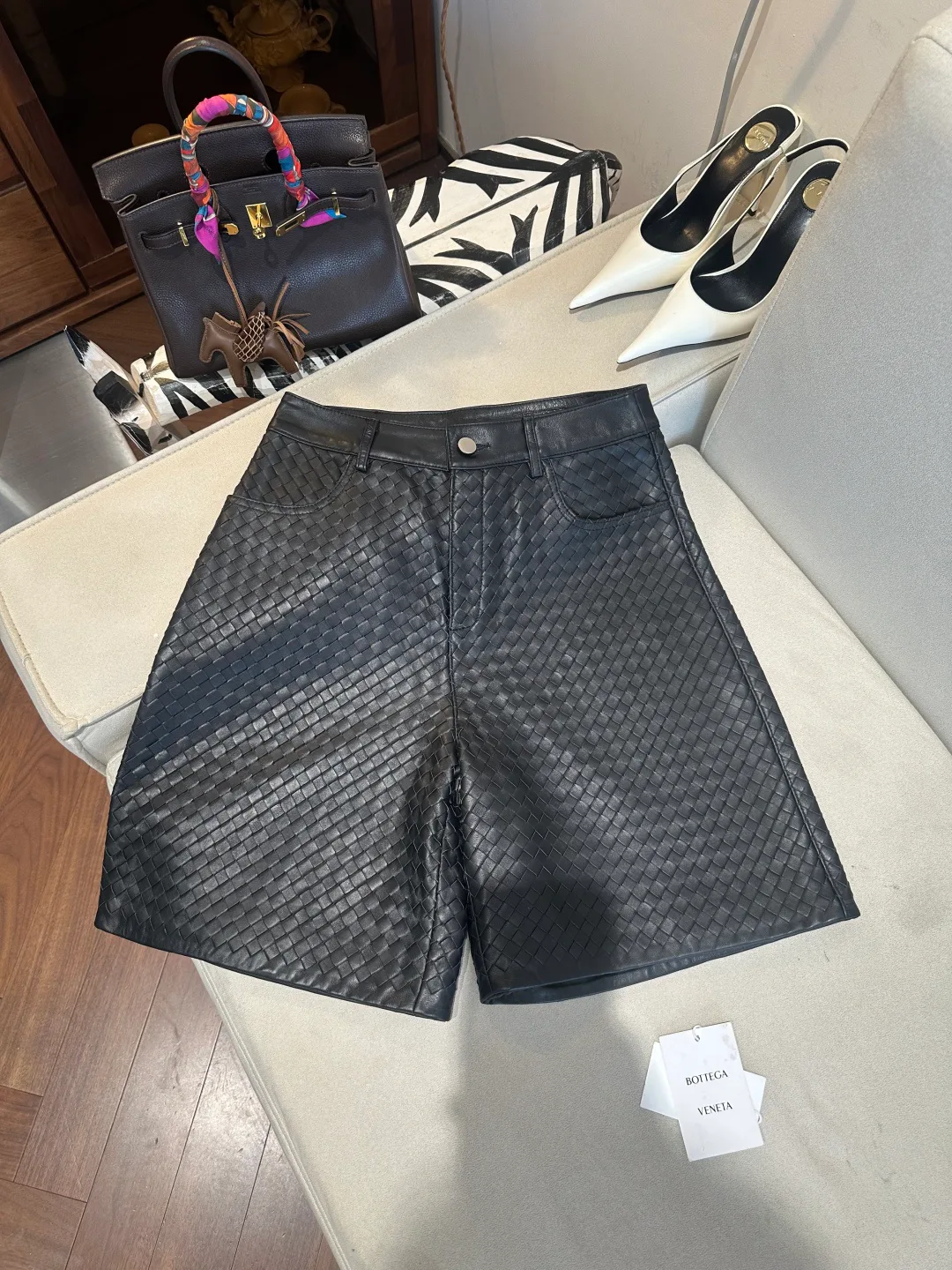 Шорты Женские Bottega Veneta 17460755