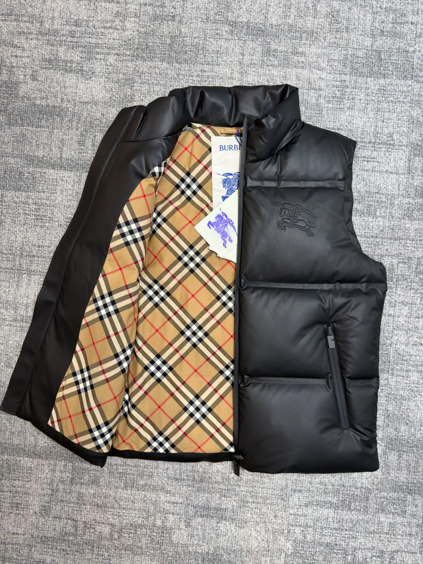 Жилеты Женские Burberry 17915386