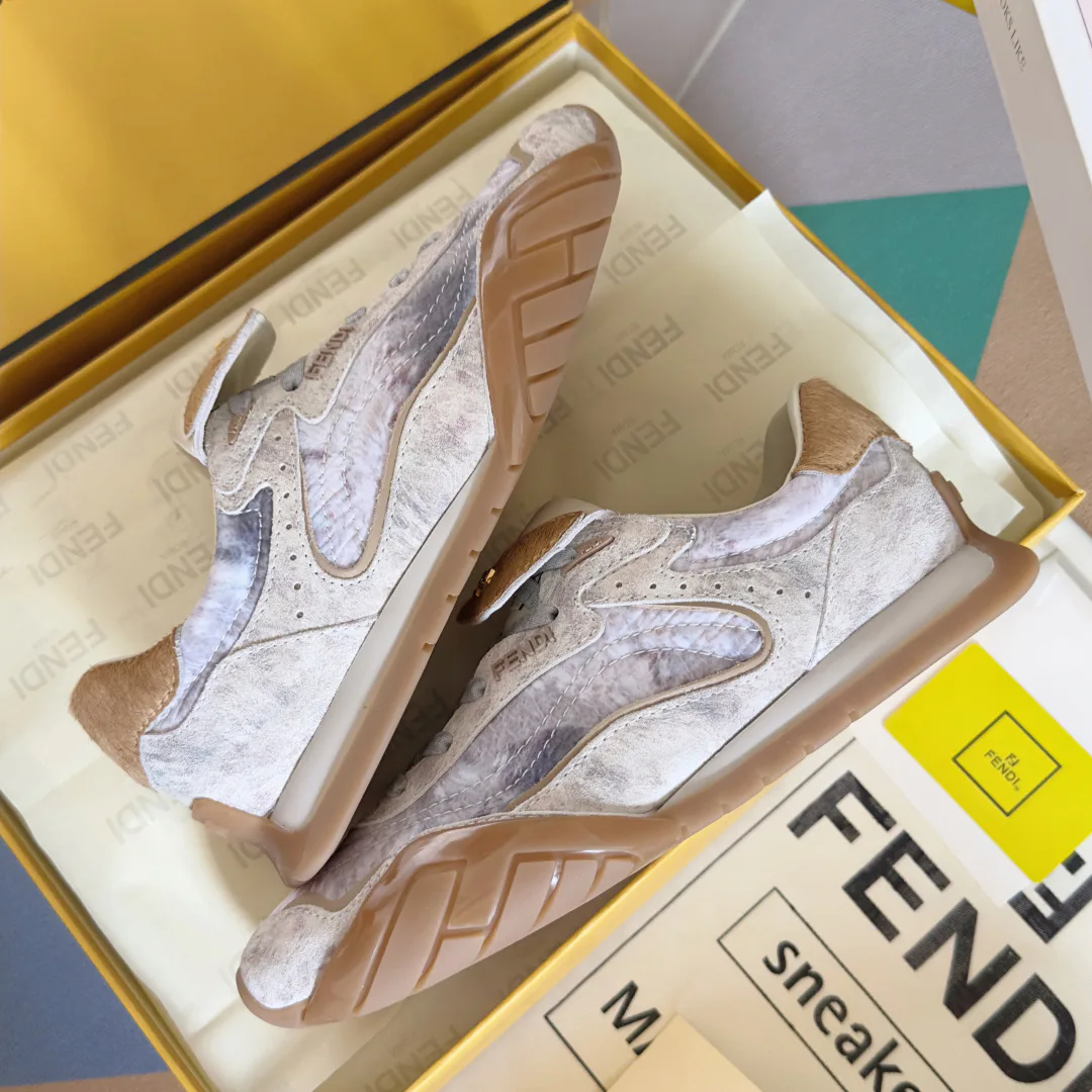 Кроссовки Женские Fendi 217581