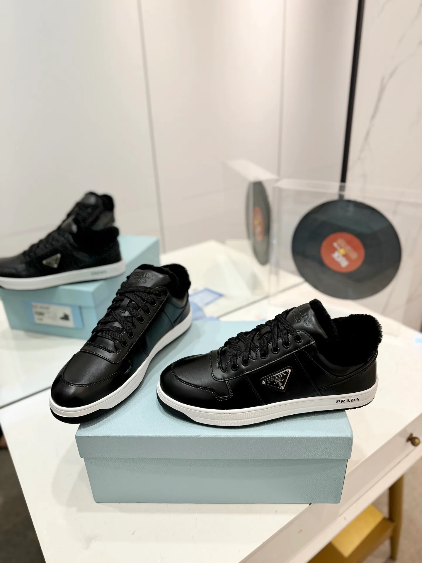 Кроссовки Женские Prada 20068665