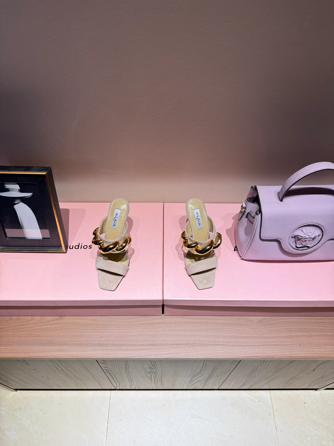 Босоножки Женские Alaia 1384895