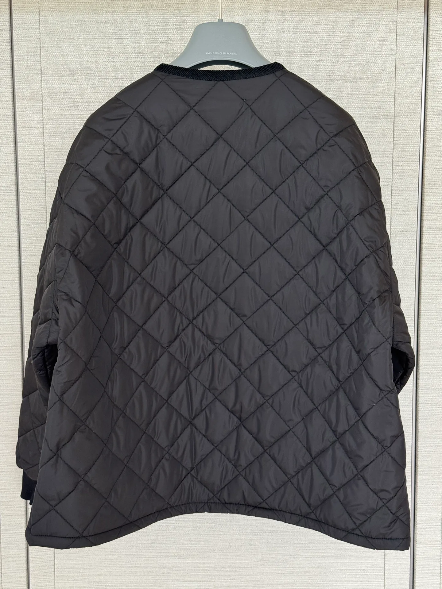 Куртки И Пуховики Женские Prada 18829673