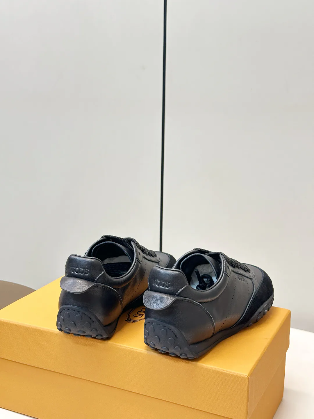 Кроссовки Женские Tod's 18397678