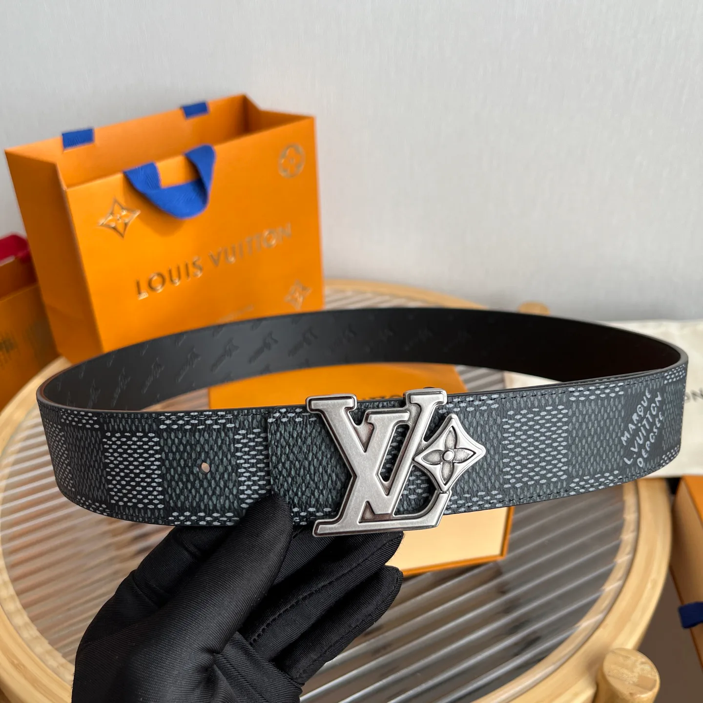 Ремни Louis Vuitton 10399067