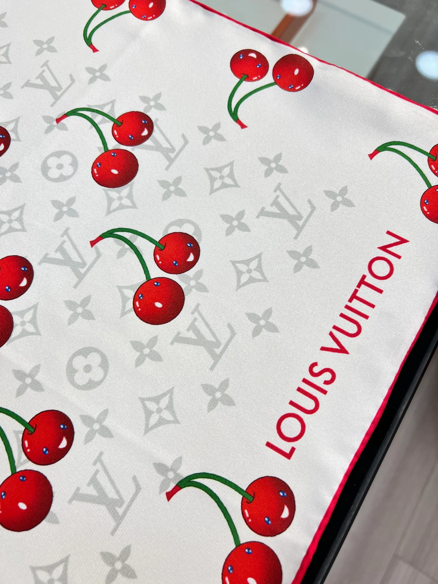 Шарфы Louis Vuitton 401805