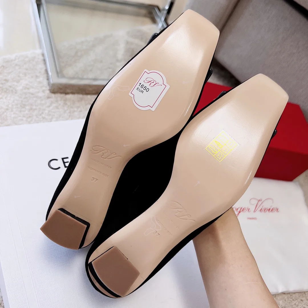 Туфли Женские Roger Vivier 17550740