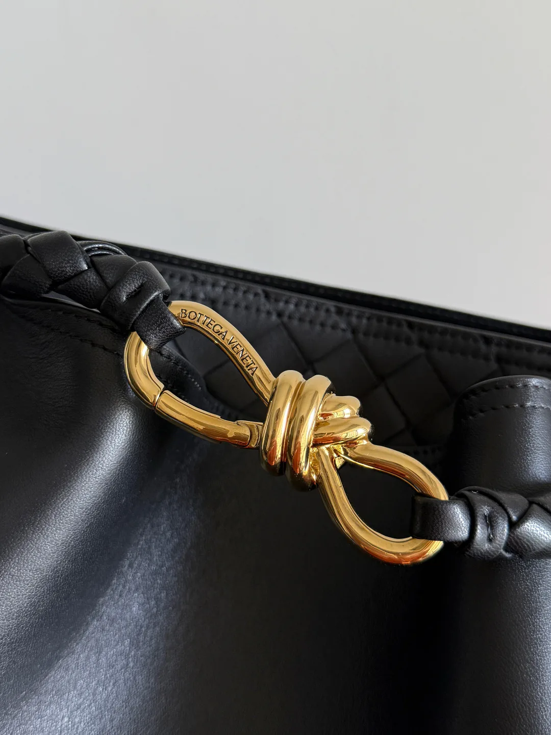 Классические Сумки Женские Bottega Veneta 11255367