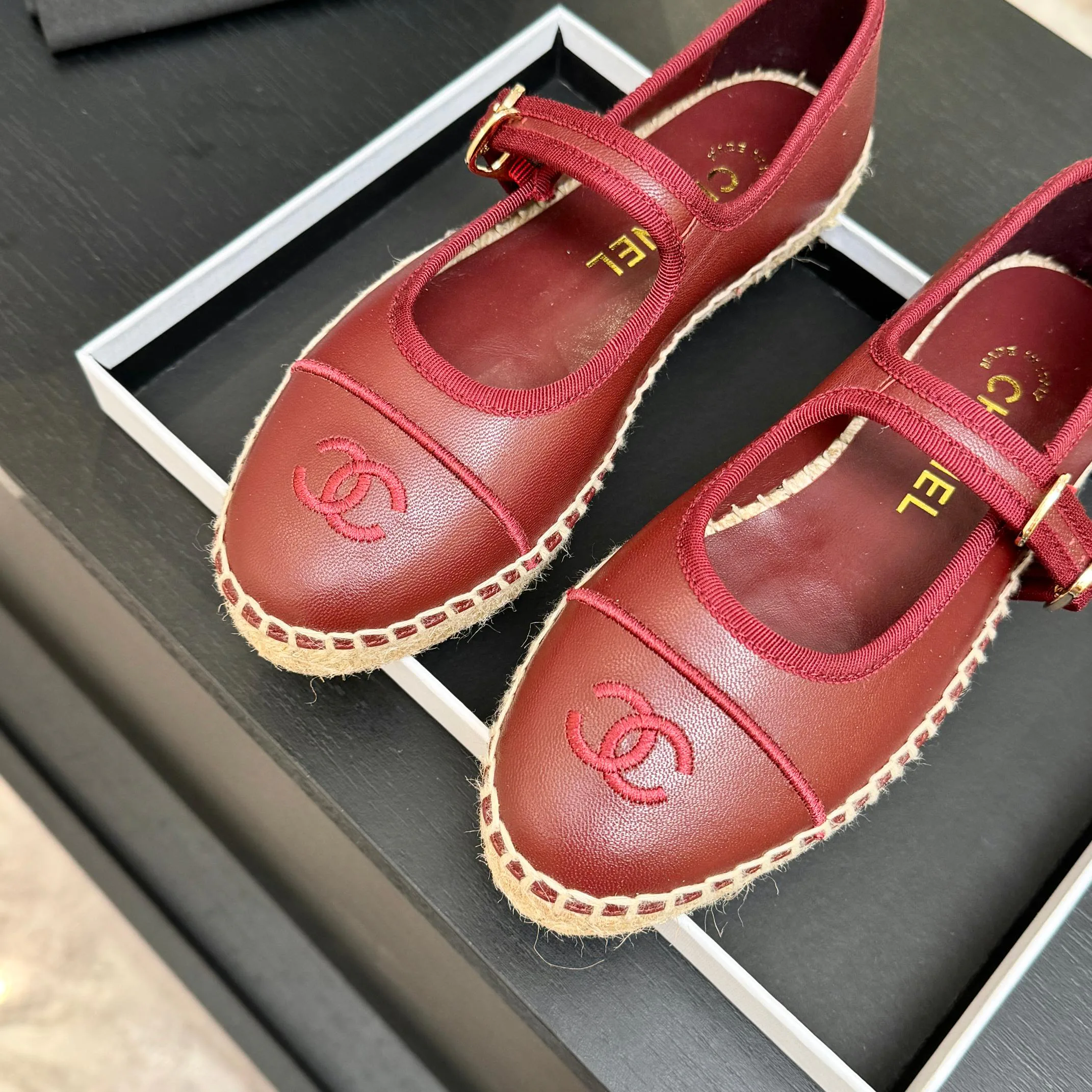 Туфли Женские Chanel 11609393
