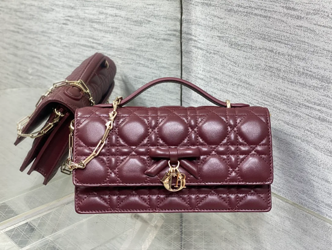 Клатчи Женские Christian Dior 11685184