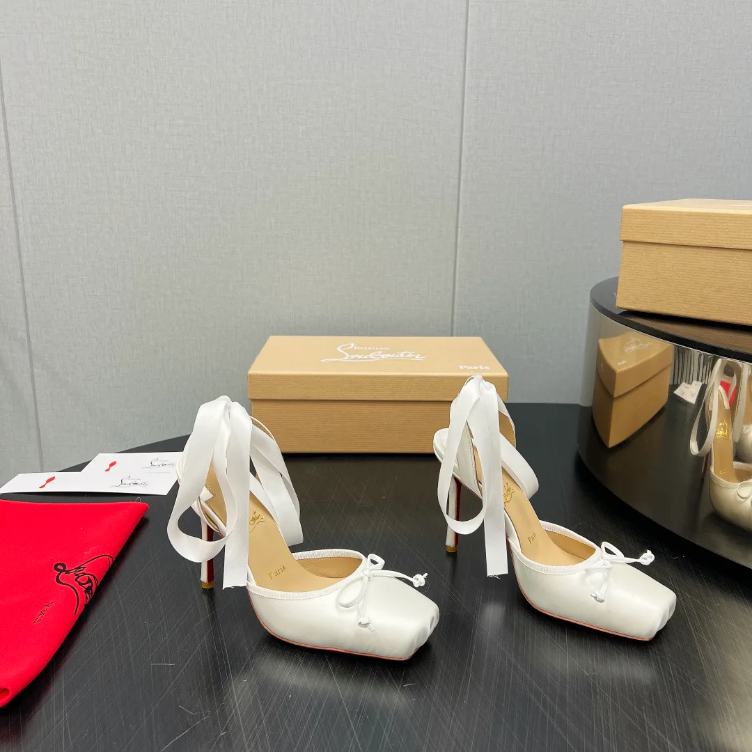 Туфли Женские Christian Louboutin 401894