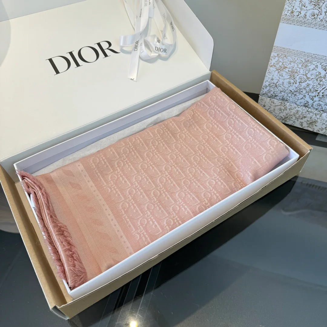 Шарфы Christian Dior 17323803