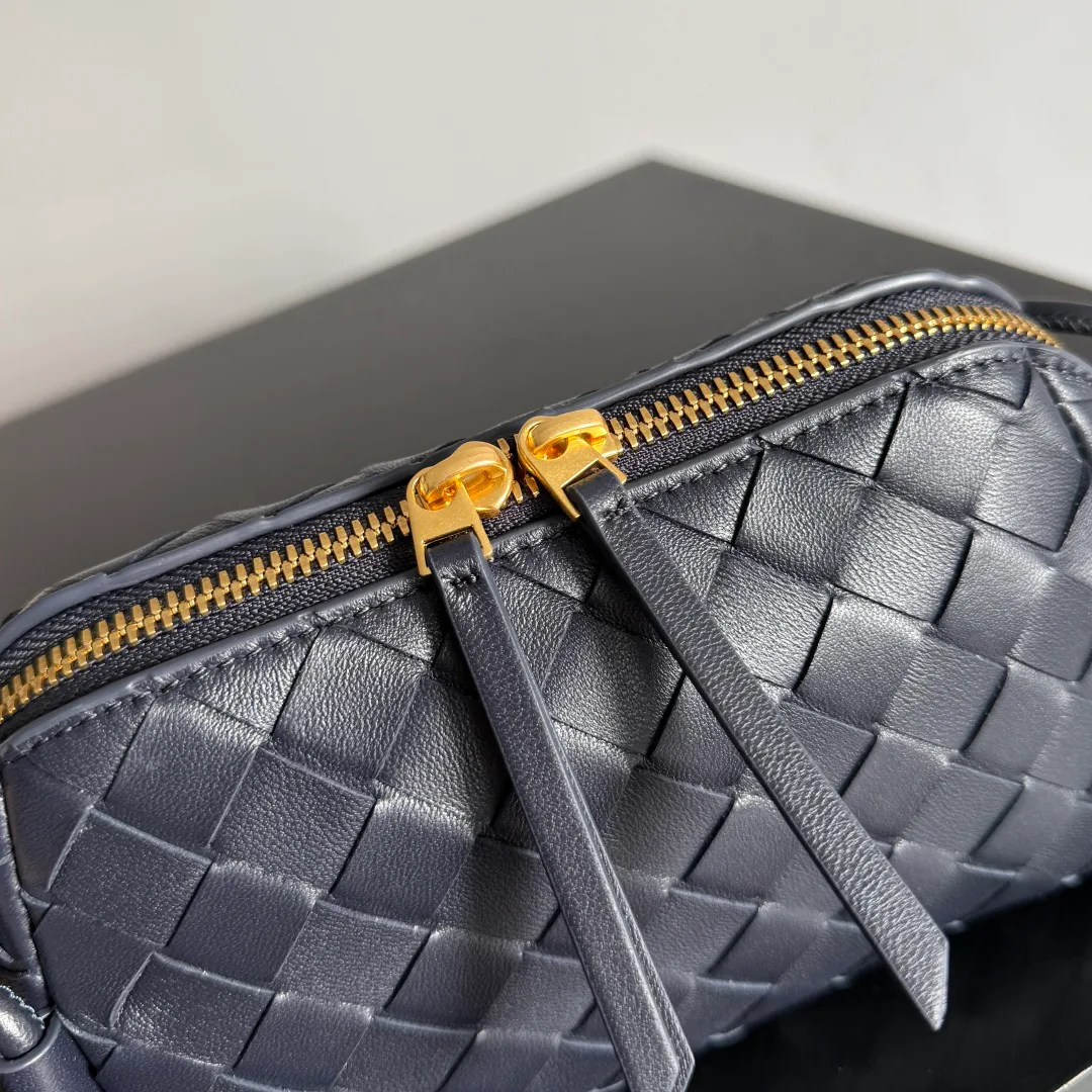 Сумки На Ремне Женские Bottega Veneta 11386906