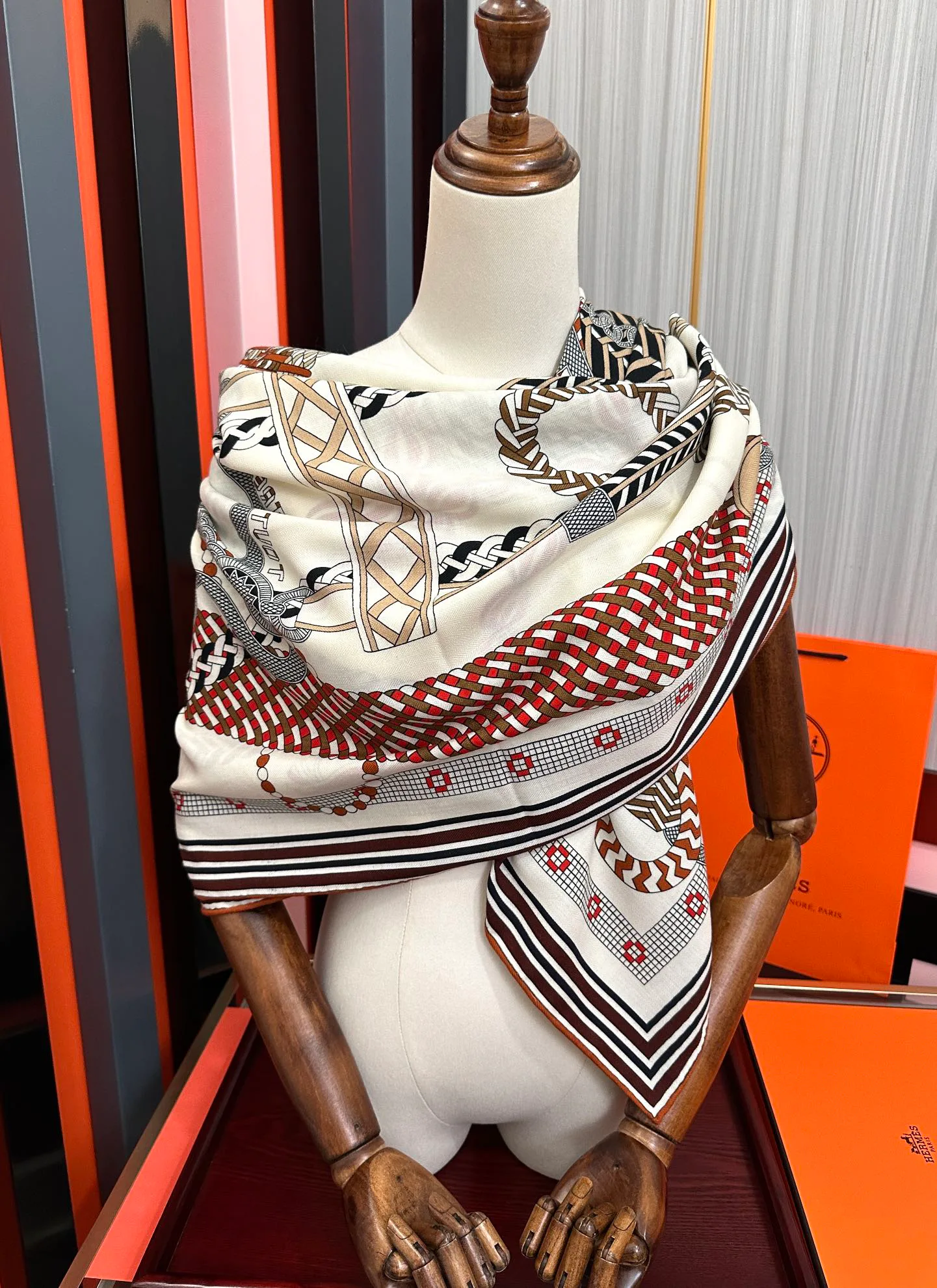 Шарфы Hermes 318408