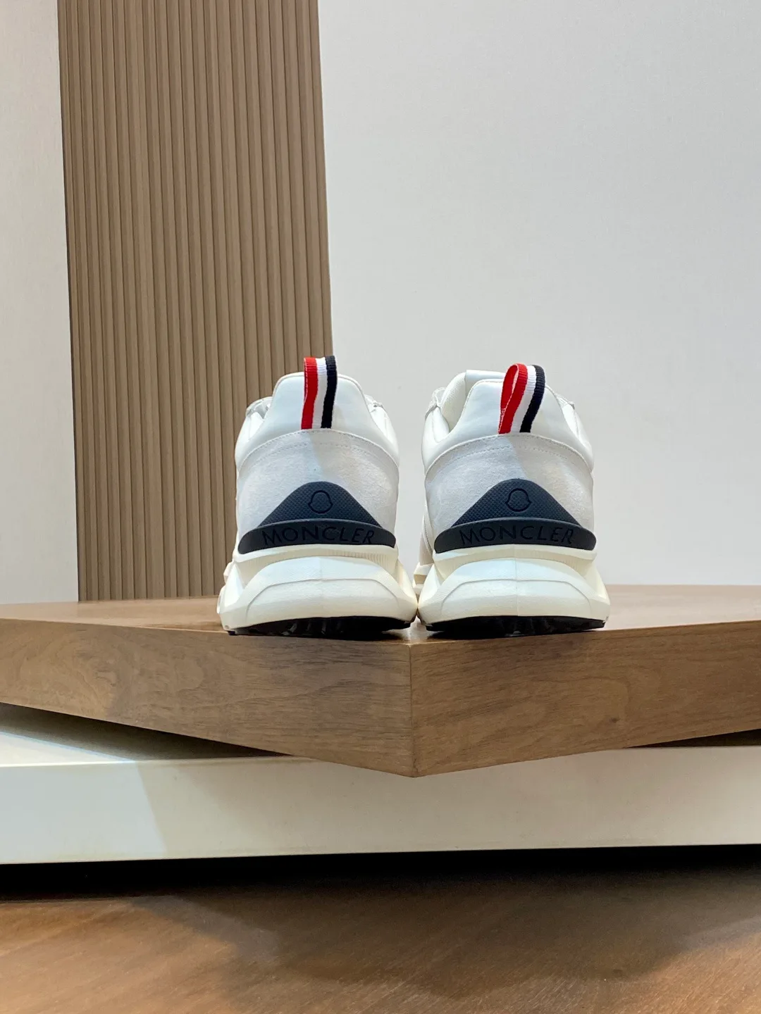Кроссовки Мужские Moncler 11250178