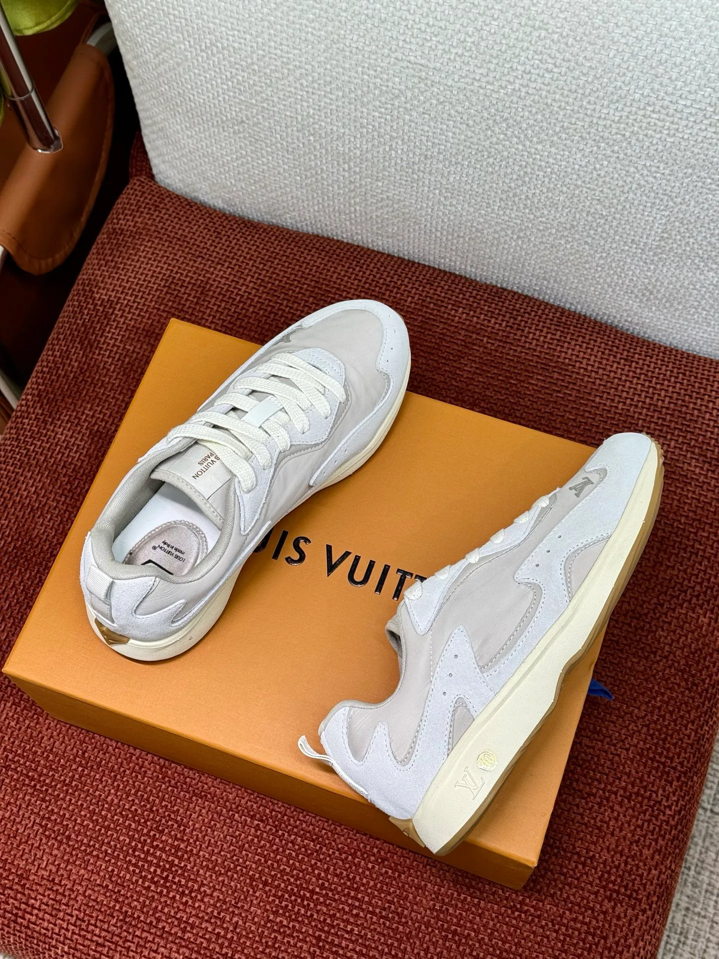 Кроссовки Мужские Louis Vuitton 19105789