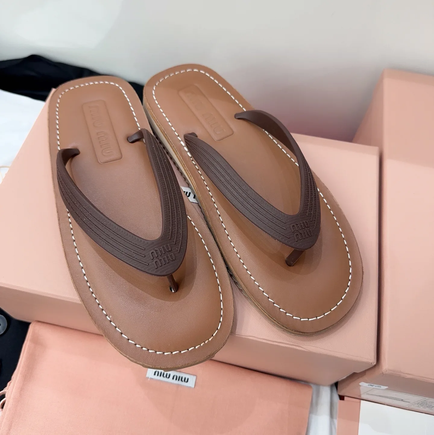 Шлепанцы Женские Miu Miu 12859285