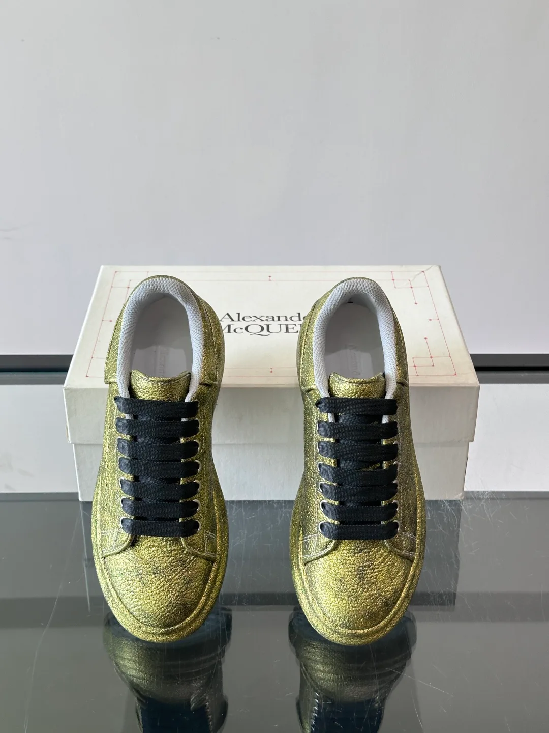 Кроссовки Женские Alexander Mcqueen 17447541
