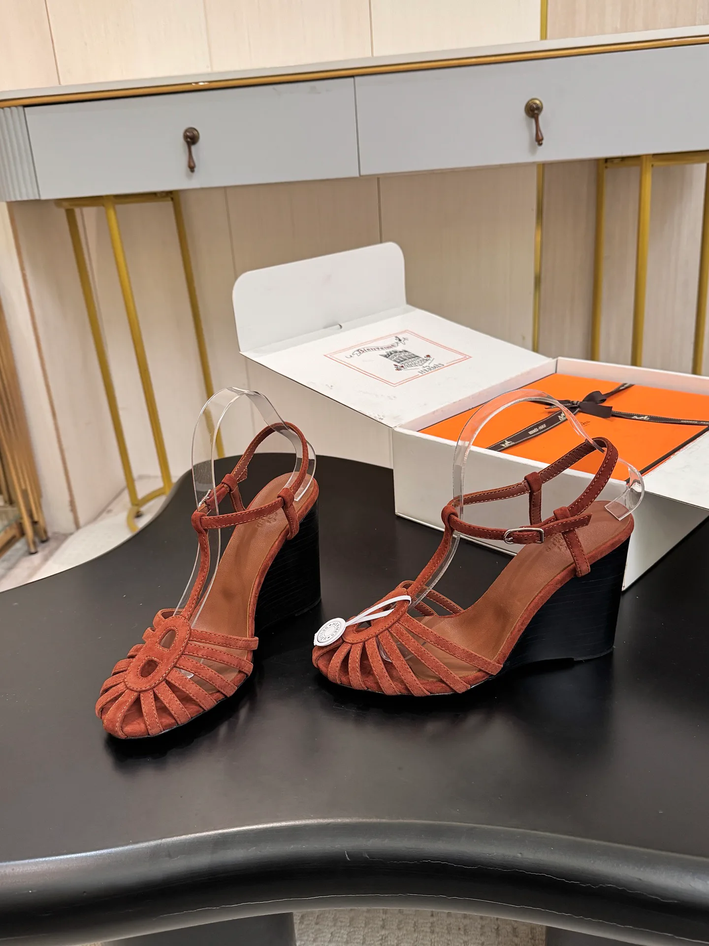 Босоножки Женские Hermes 18103838