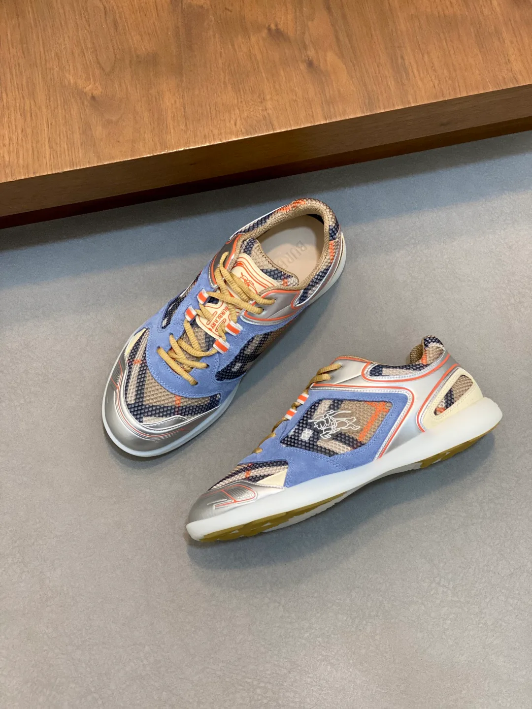 Кроссовки Мужские Burberry 82741