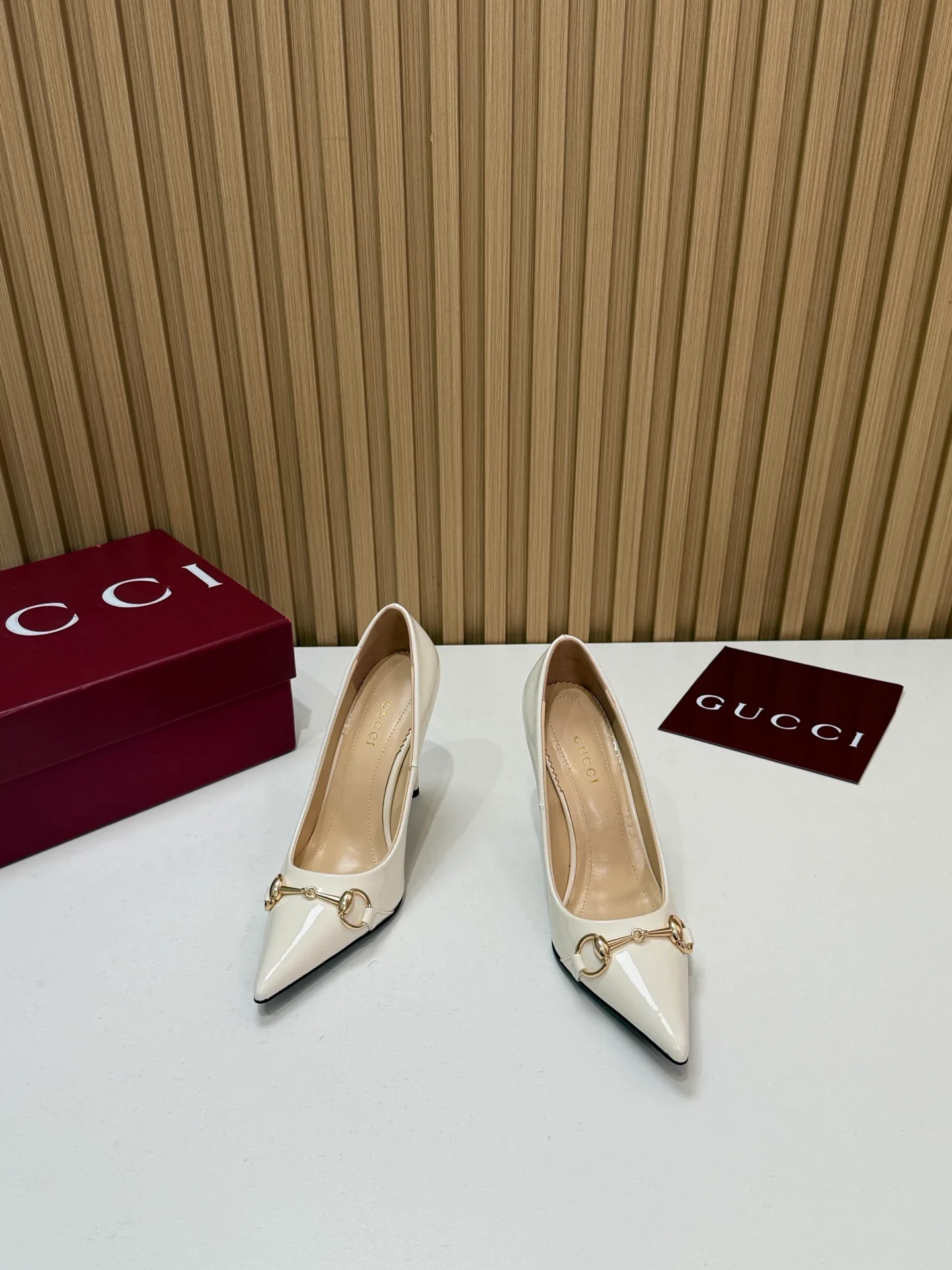 Туфли Женские Gucci 18245473
